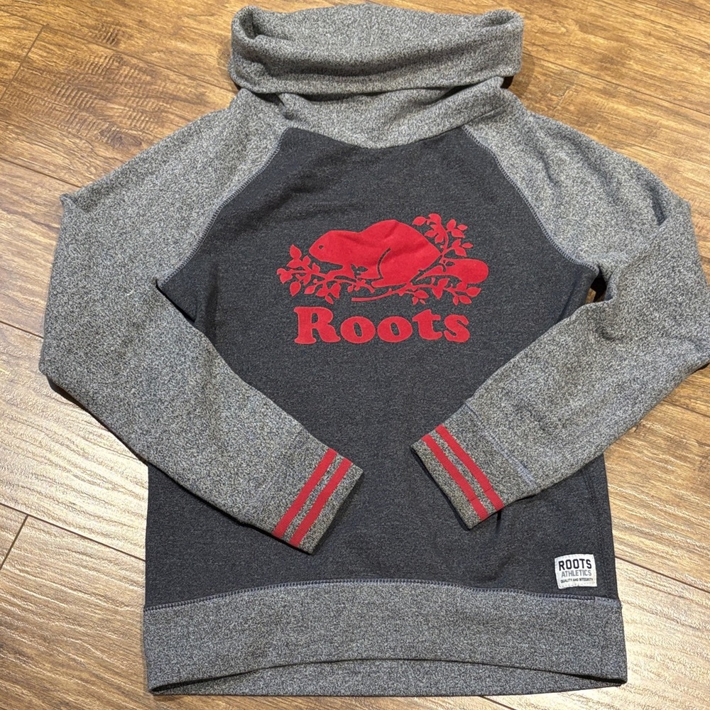 Roots kids grey and red high neck Sweatshirt size XL